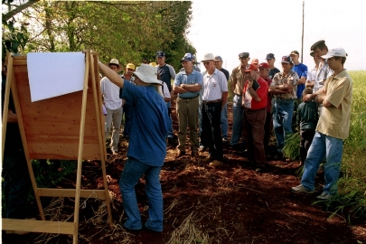 Educação ambiental na agricultura familiar é tema de curso do MMA