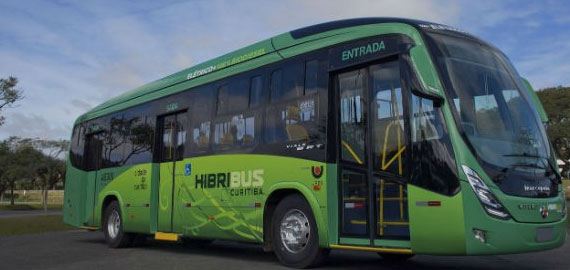 Ônibus que poluem 90% menos começam a circular em Curitiba